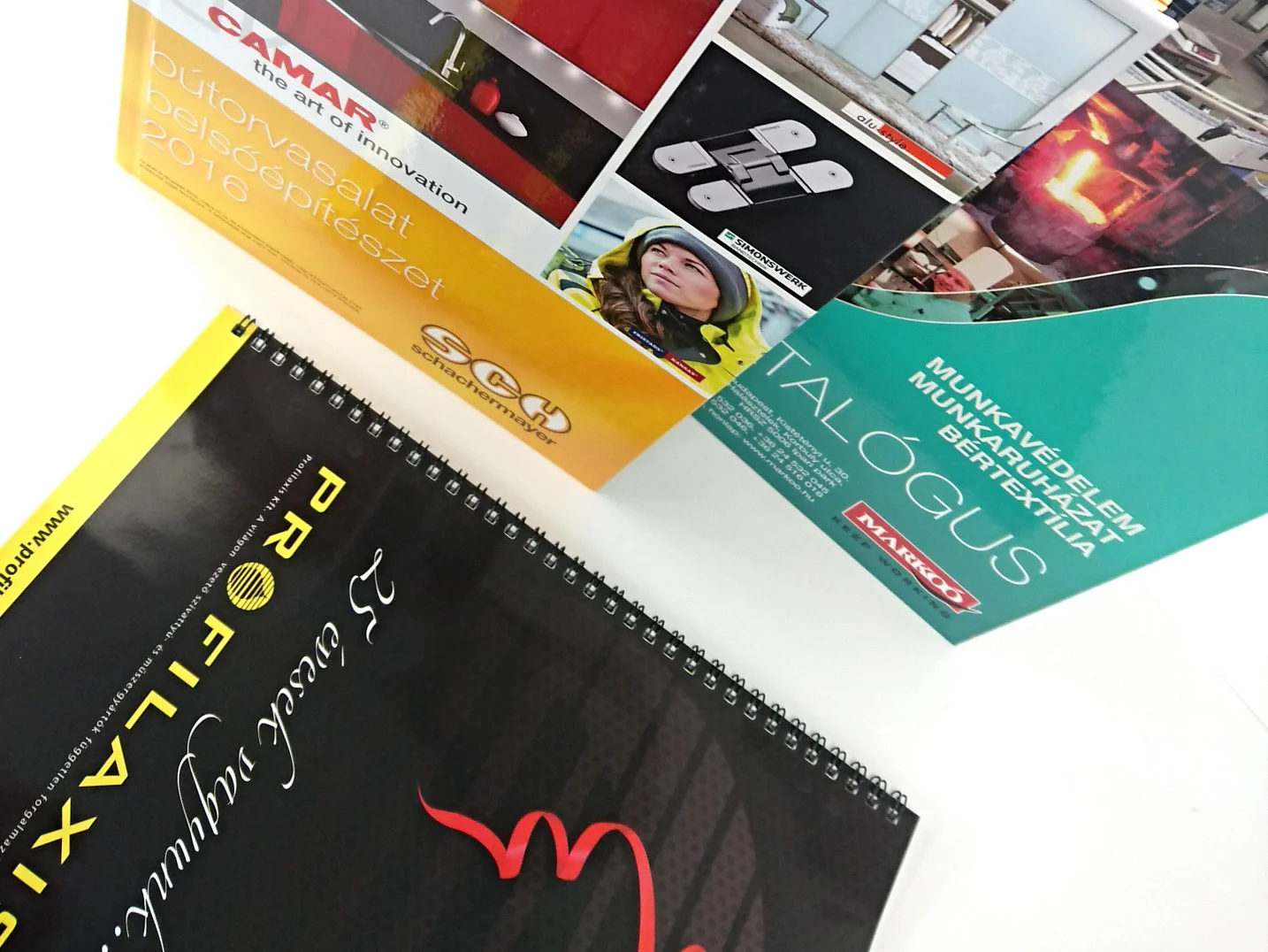 nyomdai-munkak_katalogusnyomtatas_Erdi-Rozsa-Nyomda